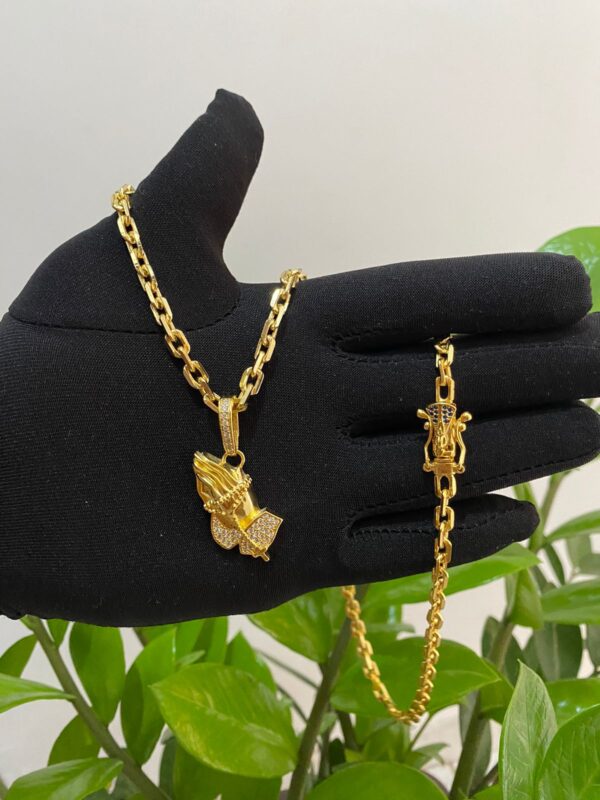 Cadeado 5mm + Pingente Mão Cruzada Cravejado G Banhado a Ouro 18K