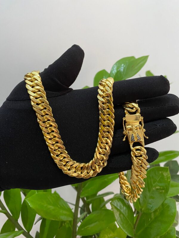 Corrente Lacraia 13mm Banhada a Ouro 18K