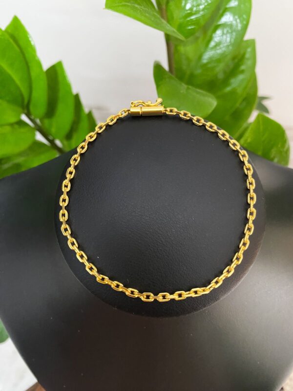 Pulseira Cadeado 2mm Banhada a Ouro 18K