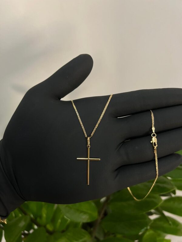 Corrente piastrine 1mm + pingente cruz palito banhado a ouro 18k